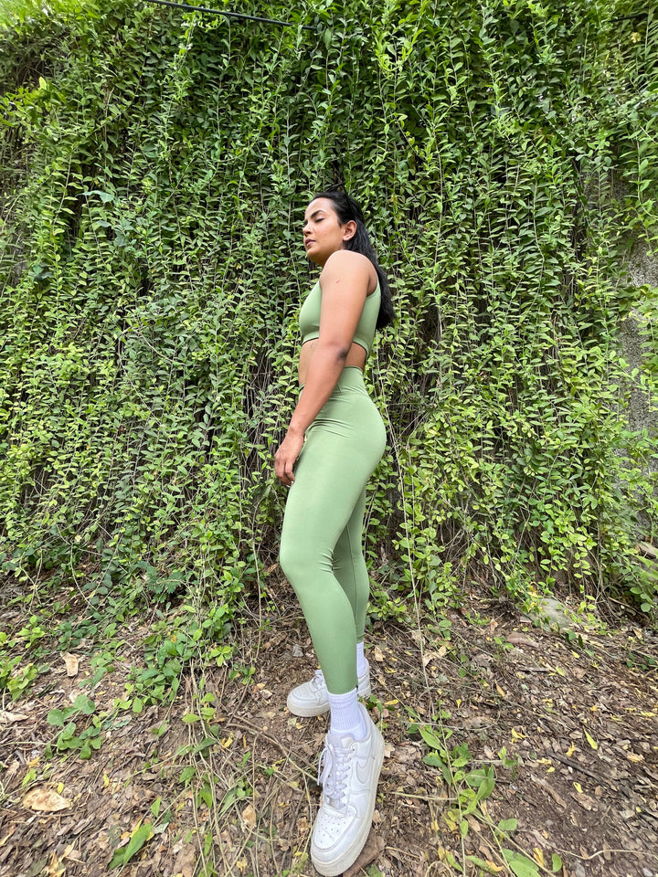 Elevate Tights in Matcha