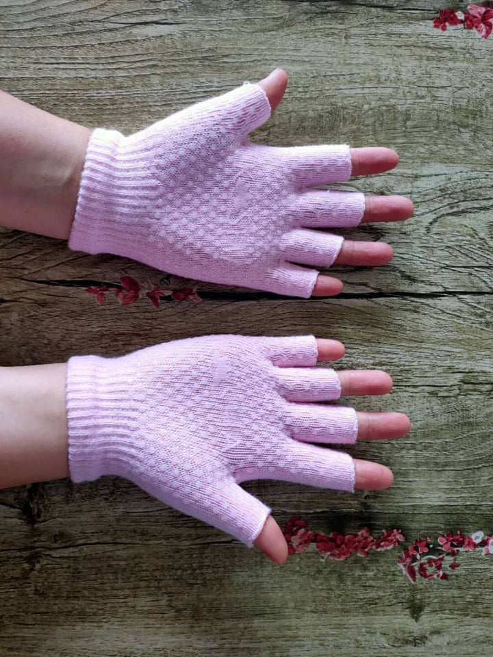 Transform Yoga Socks & Gloves